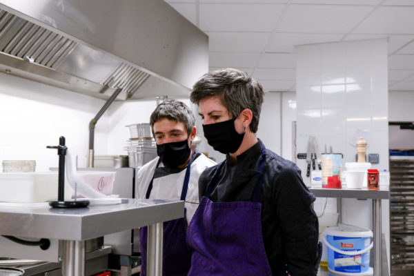 deux chefs cuisiniers